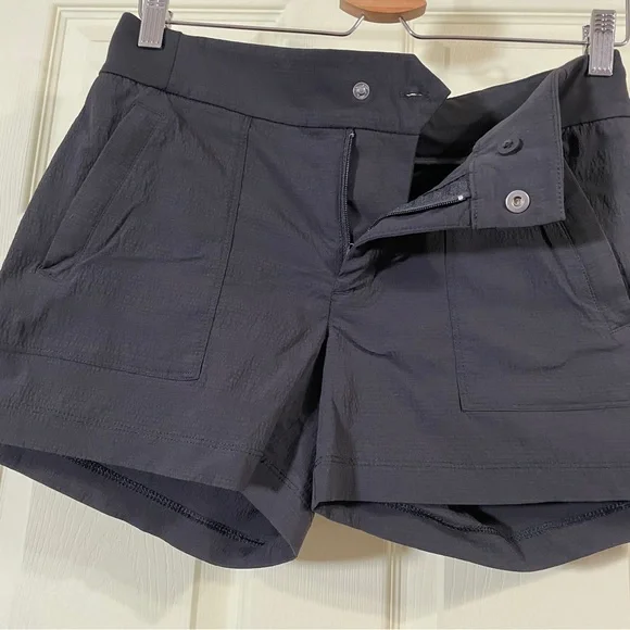 Athleta Shorts Womens Black Size 4 Trekkie Ripstop Trail Hiking Nylon Active - Picture 9 of 12